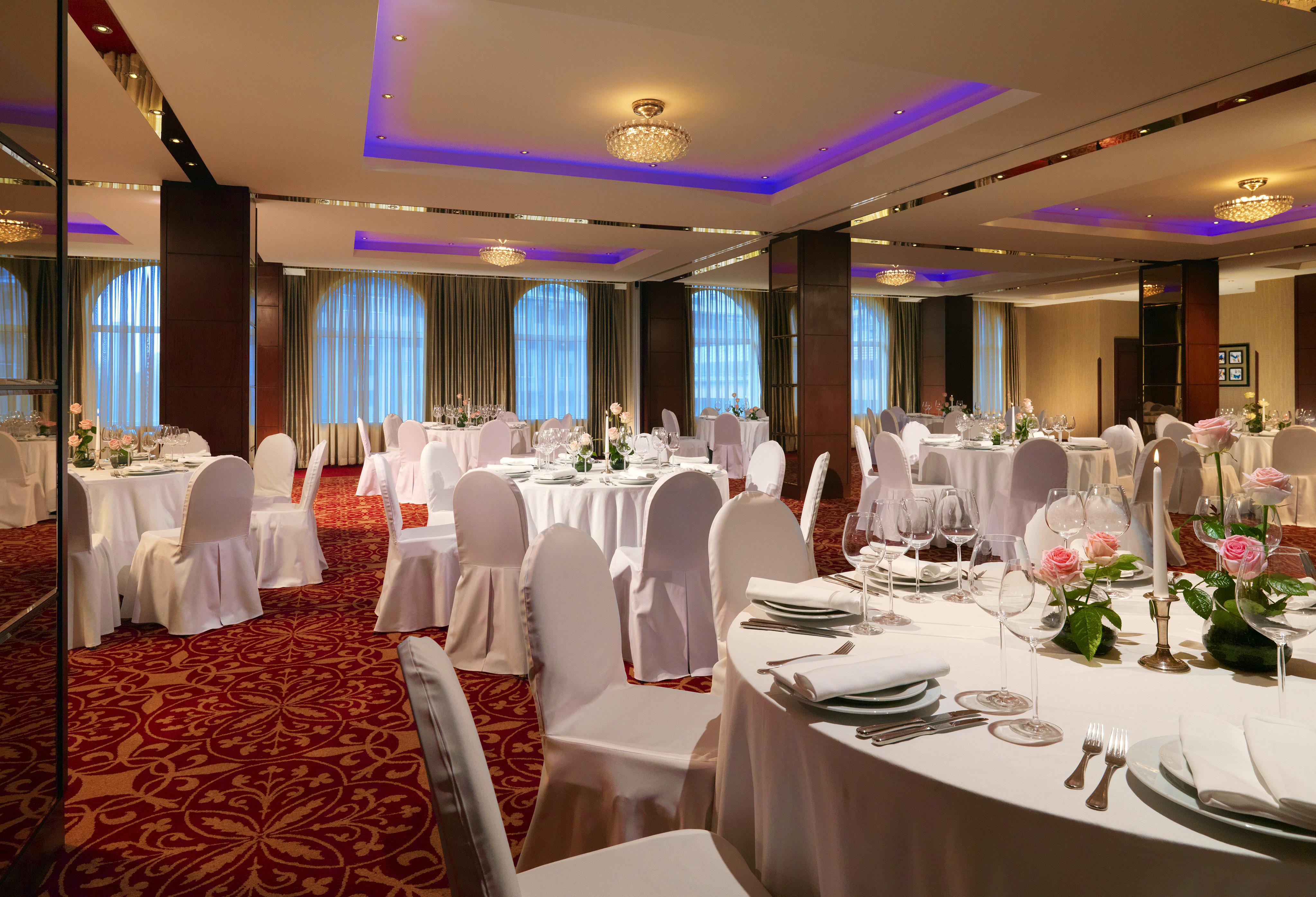 Armenia Marriott Hotel Jerevan Eksteriør bilde